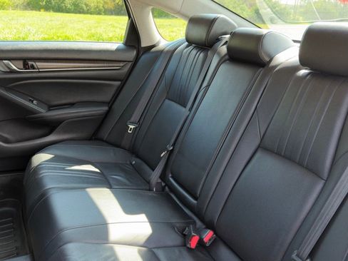 Used 2022 Honda Accord EX-L image 22