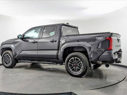 Used 2024 Toyota Tacoma TRD Sport RWD image 6