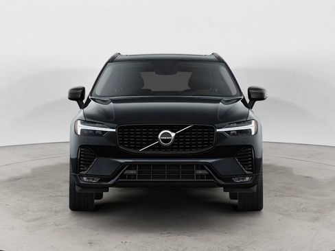Used 2024 Volvo XC60 B5 Core w/ Protection Package Premier AWD/4WD image 2