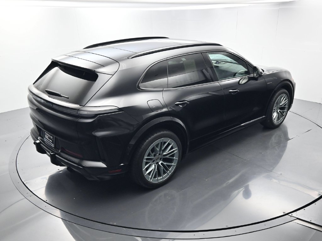 Certified 2026 Porsche Cayenne Turbo AWD/4WD image 38