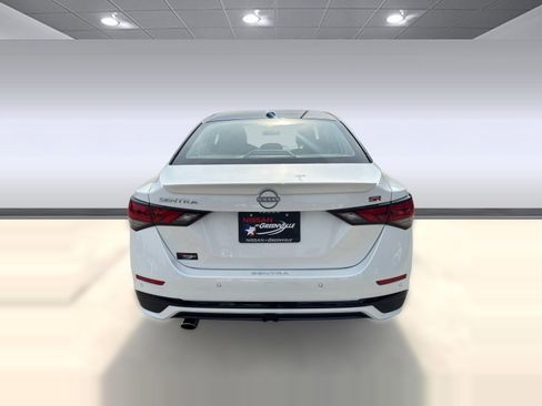 New 2025 Nissan Sentra SR image 10
