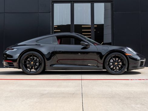 Certified 2021 Porsche 911 Carrera RWD image 12
