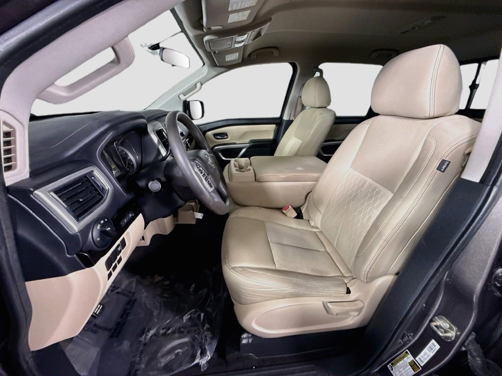 Used 2017 Nissan Titan SV RWD image 19