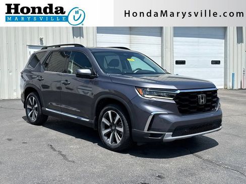 Used 2025 Honda Pilot Elite image 1