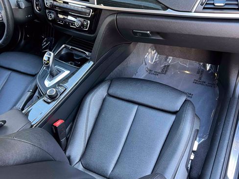 Used 2018 BMW 330i Sedan RWD image 33