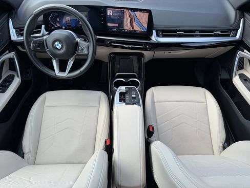 Used 2025 BMW X1 xDrive28i w/ Convenience Package AWD/4WD image 13