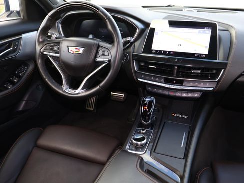 Used 2024 Cadillac CT5 V w/ Super Cruise 2 Package image 9