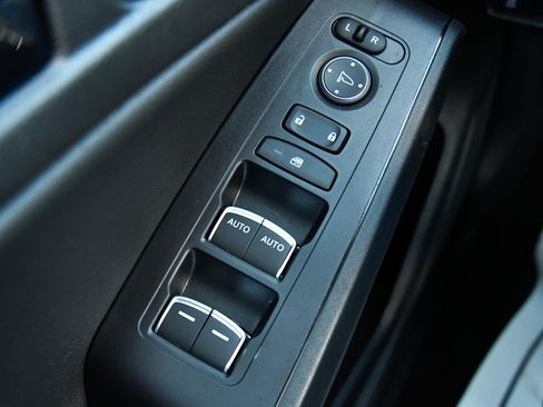 Used 2024 Honda Civic EX-L image 33