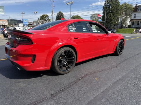 Used 2023 Dodge Charger Scat Pack RWD image 8