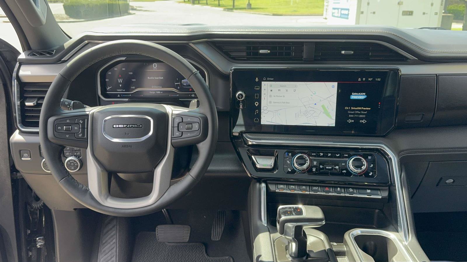 Used 2024 GMC Sierra 1500 Denali w/ Technology Package AWD/4WD image 17