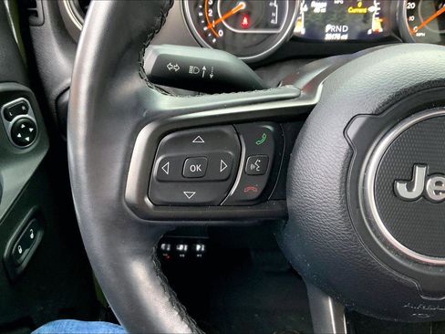 Used 2021 Jeep Wrangler Willys image 14