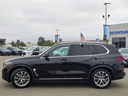 Used 2025 BMW X5 xDrive50e AWD/4WD image 4
