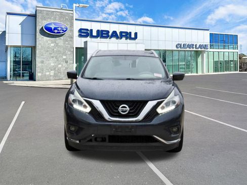 Used 2018 Nissan Murano Platinum w/ Cargo Package FWD image 2
