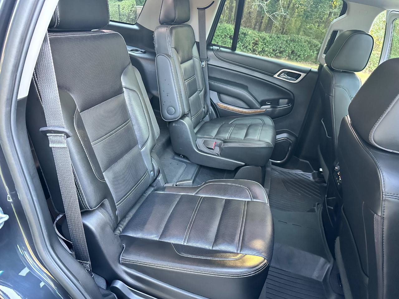 Used 2020 GMC Yukon Denali w/ Denali Ultimate Package RWD image 29