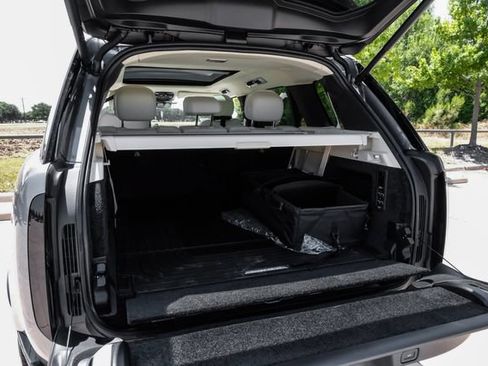New 2026 Land Rover Range Rover Long Wheelbase SE AWD/4WD image 63