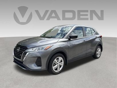 Used 2023 Nissan Kicks S