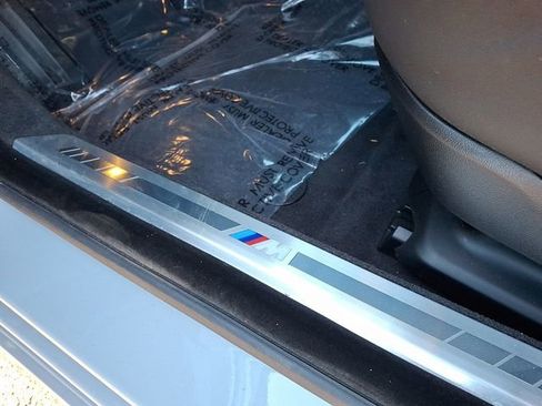 Certified 2025 BMW 740i xDrive image 16