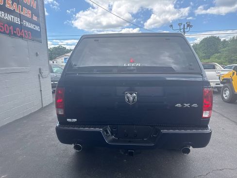 Used 2015 RAM 1500 Express AWD/4WD image 7