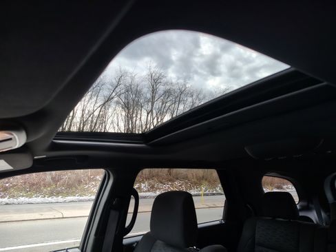 Certified 2024 Dodge Durango SXT image 25