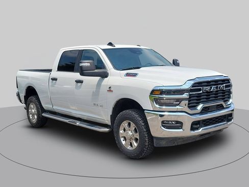 Used 2025 RAM 2500 Big Horn AWD/4WD image 1