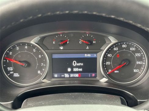 Used 2024 GMC Terrain SLT image 14