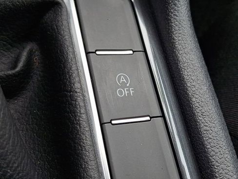 Used 2022 Volkswagen Tiguan S AWD/4WD image 25