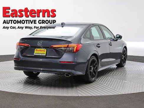 Used 2024 Honda Civic Sport image 5