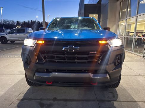 Used 2024 Chevrolet Colorado Trail Boss w/ Advanced Trailering Package image 11