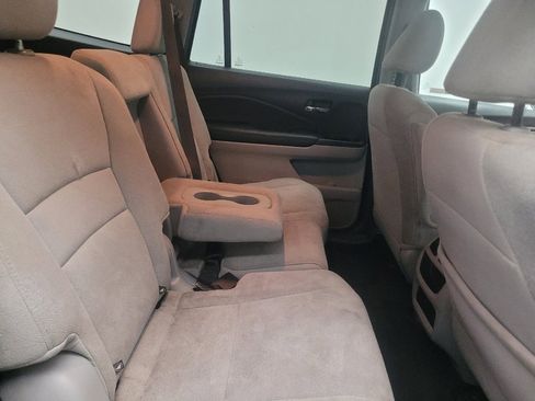Used 2020 Honda Pilot LX image 19