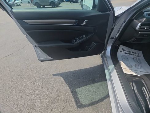 Used 2021 Honda Accord LX image 10