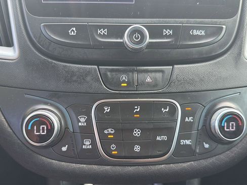 Used 2022 Chevrolet Malibu LT w/ Sport Edition FWD image 8