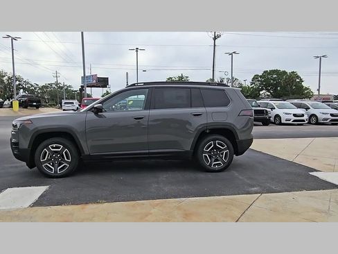 New 2026 Jeep Cherokee Laredo AWD/4WD image 26