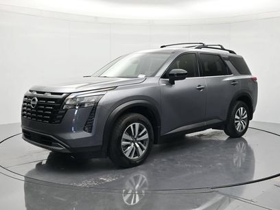 New 2026 Nissan Pathfinder SL w/ Cargo Package