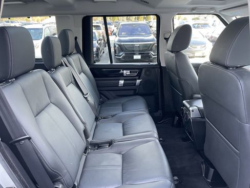 Used 2016 Land Rover LR4 HSE LUX image 31