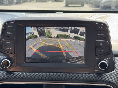 Used 2019 Hyundai Kona SEL FWD image 26