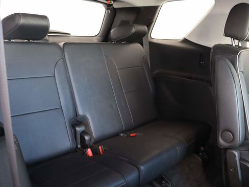 Certified 2021 Chevrolet Traverse High Country image 19