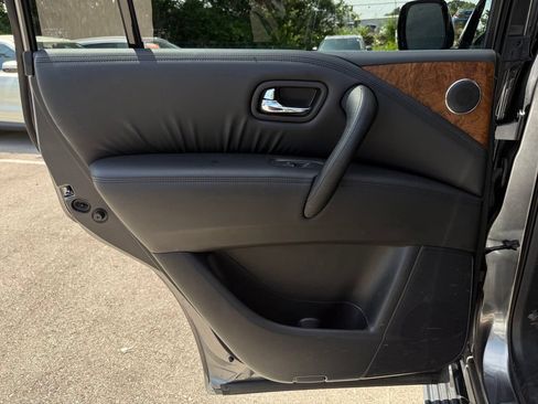 Used 2023 Nissan Armada SL w/ Cargo Package AWD/4WD image 9