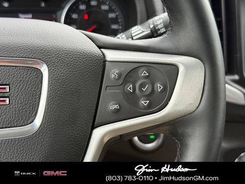 Used 2023 GMC Terrain SLT w/ Infotainment Package II FWD image 30