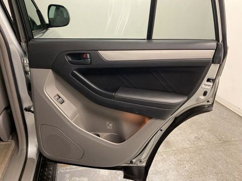 Used 2008 Toyota 4Runner SR5 image 25