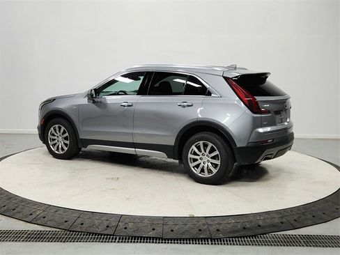 Used 2023 Cadillac XT4 Premium Luxury image 5