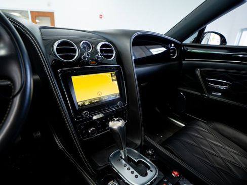 Used 2015 Bentley Flying Spur V8 AWD/4WD image 33