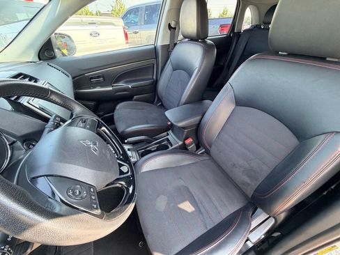 Used 2024 Mitsubishi Outlander Sport SE AWD/4WD image 26