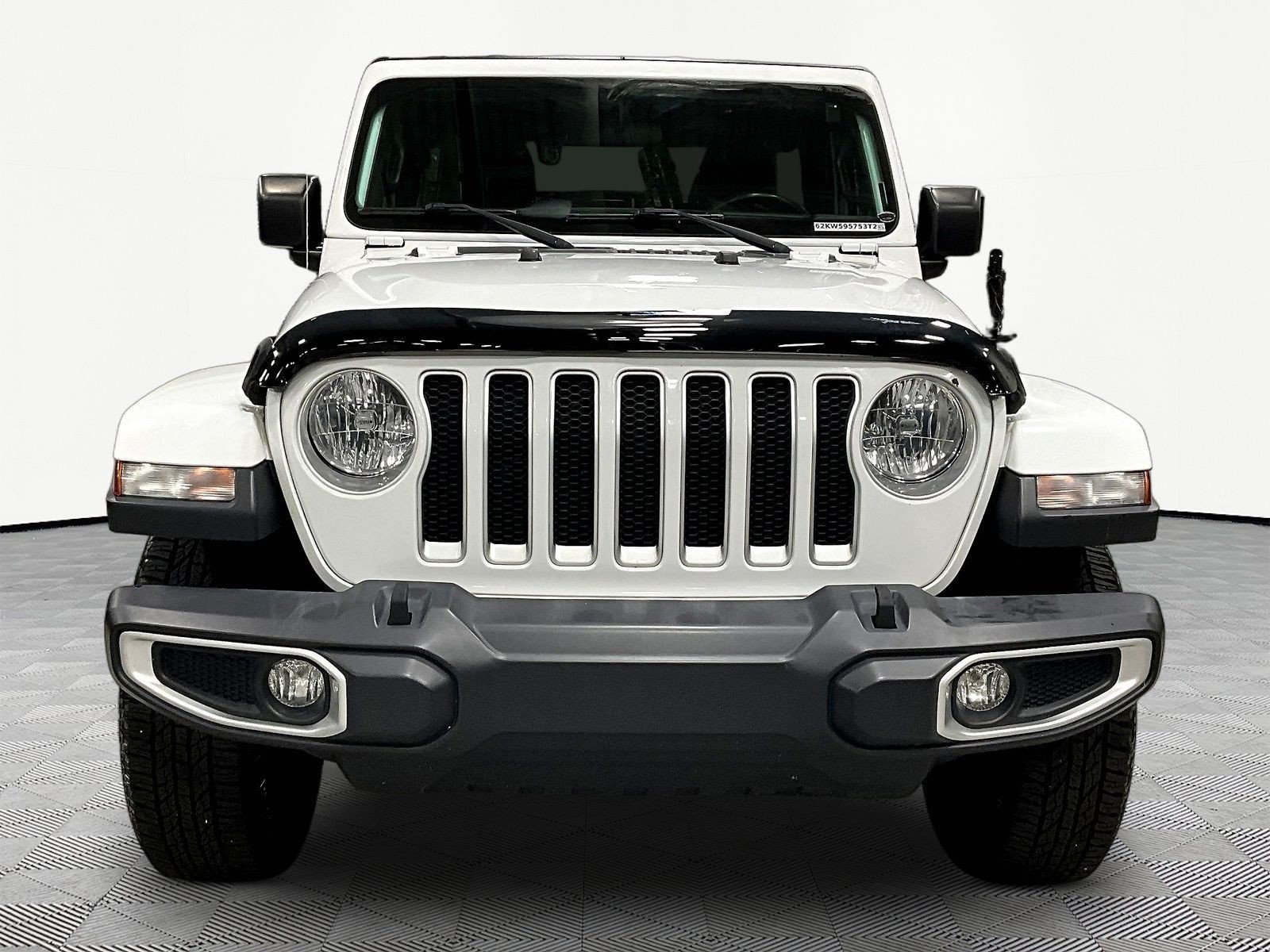 Used 2019 Jeep Wrangler Unlimited Sahara w/ Safety Group AWD/4WD image 2
