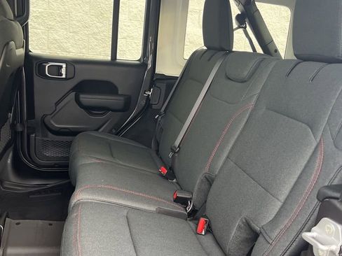 New 2026 Jeep Wrangler Unlimited Rubicon image 25