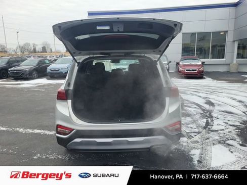 Used 2019 Hyundai Santa Fe SE image 13