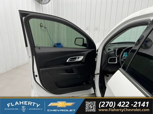 Used 2016 Chevrolet Equinox LT w/ Convenience Package FWD image 8