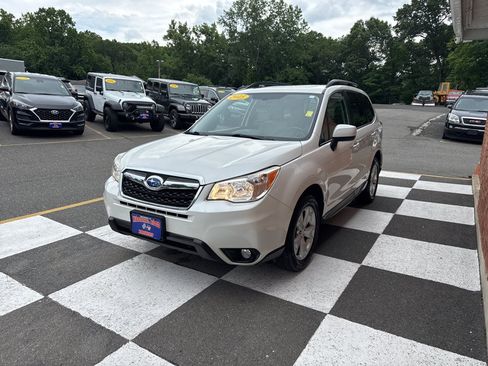 Used 2015 Subaru Forester 2.5i Premium AWD/4WD image 5