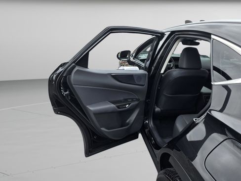 Certified 2025 Lexus NX 250 FWD w/ Cold Area Package image 24