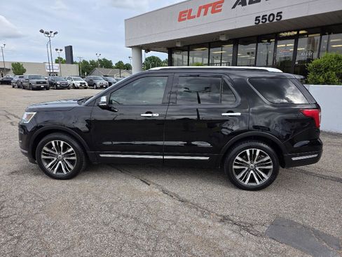 Used 2019 Ford Explorer Platinum AWD/4WD image 9