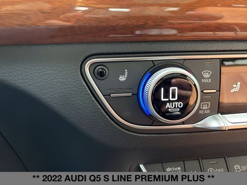 Used 2022 Audi Q5 2.0T Premium Plus w/ Premium Plus Package image 25
